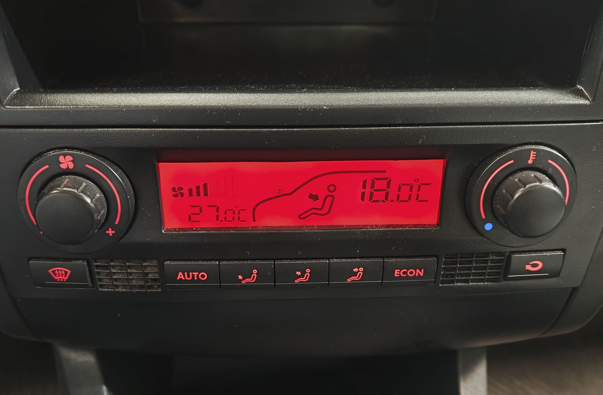 SEAT Ibiza 1.4 TDI Reference - foto 24