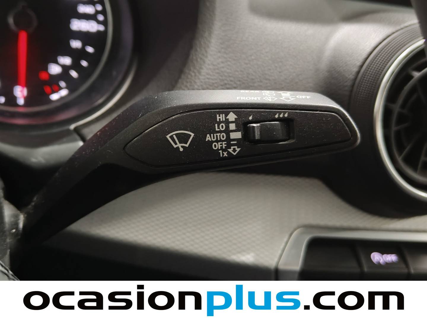 Foto Audi Q2 Audi Q2 Advanced 30 TDI (116 CV)