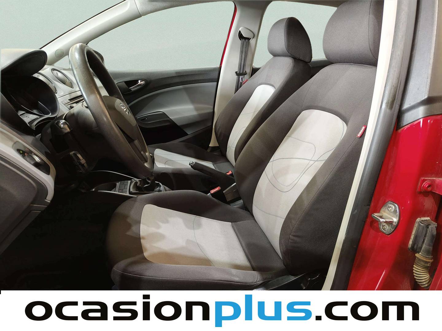 Foto asientos delanteros Seat Ibiza SEAT Ibiza 1.2 12v Reference (70 CV)