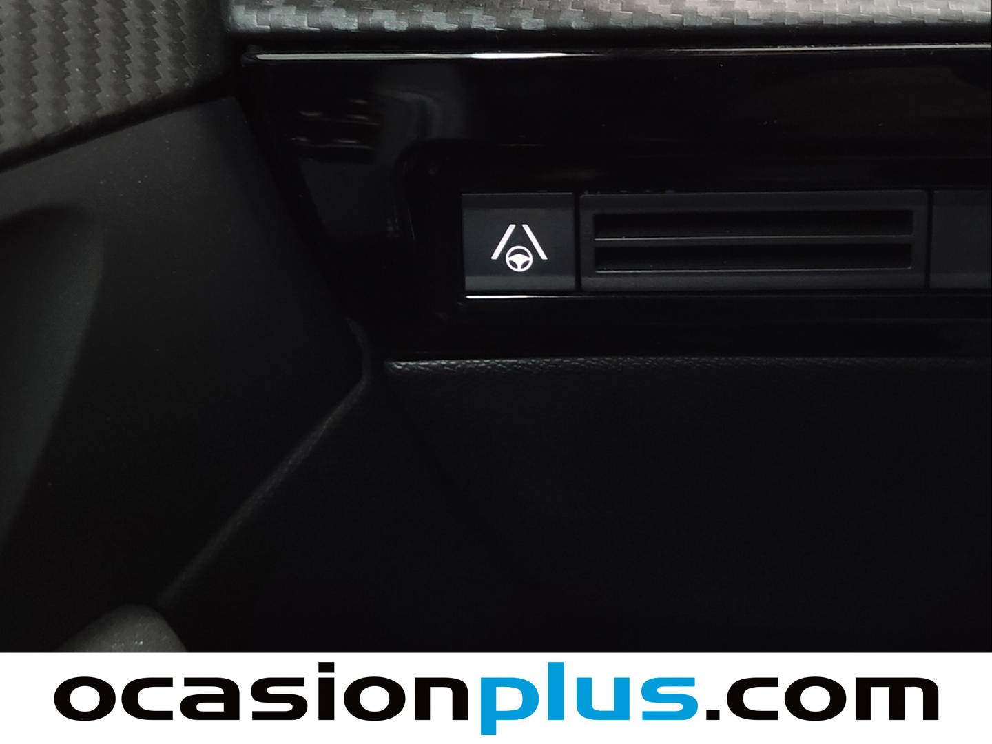 Foto Peugeot 508 Peugeot 508 SW BlueHDi 130 S&S GT EAT8 (130 CV)