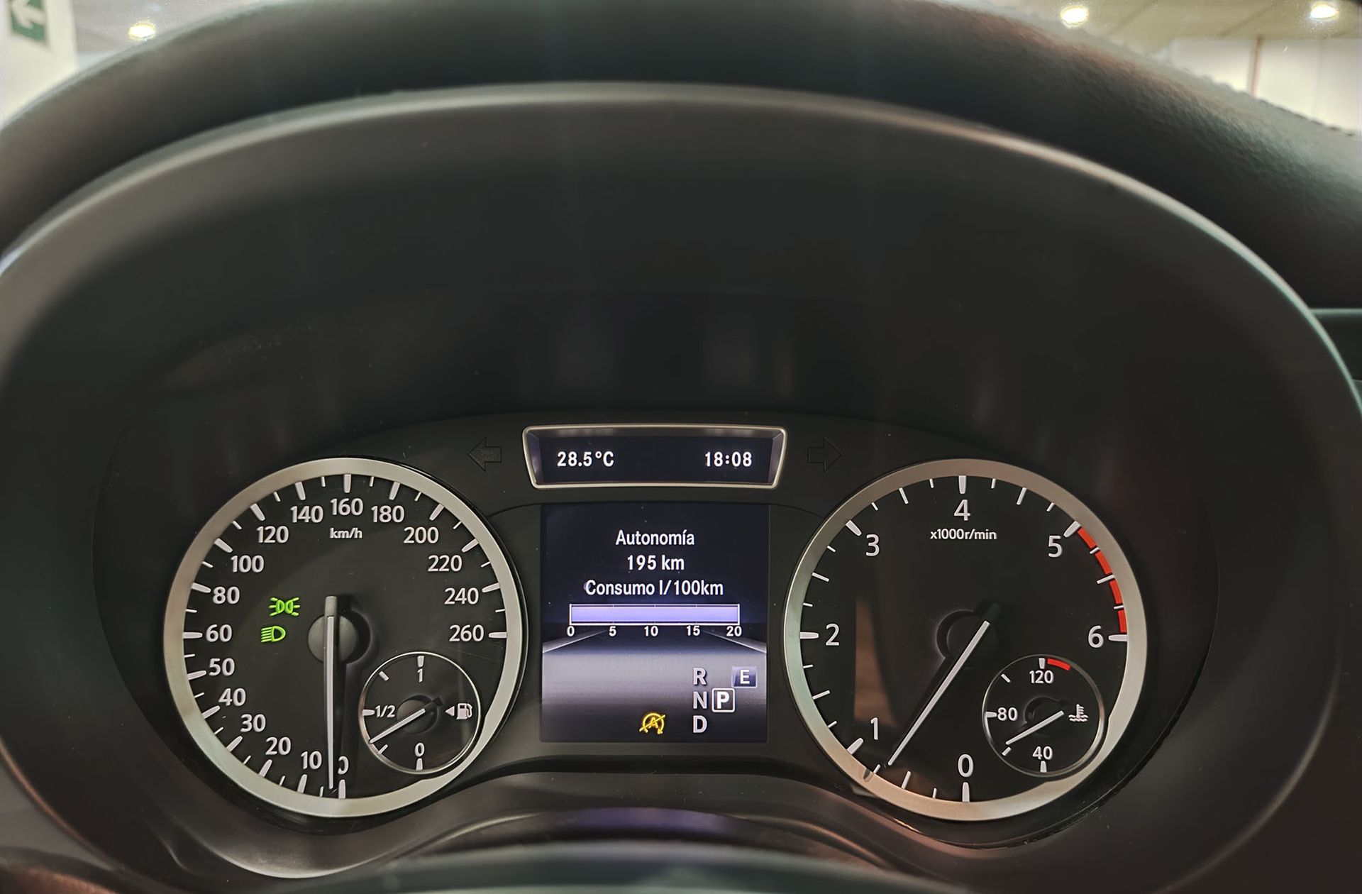 Infiniti QX30 2.2D Premium AWD 7DCT - foto 22