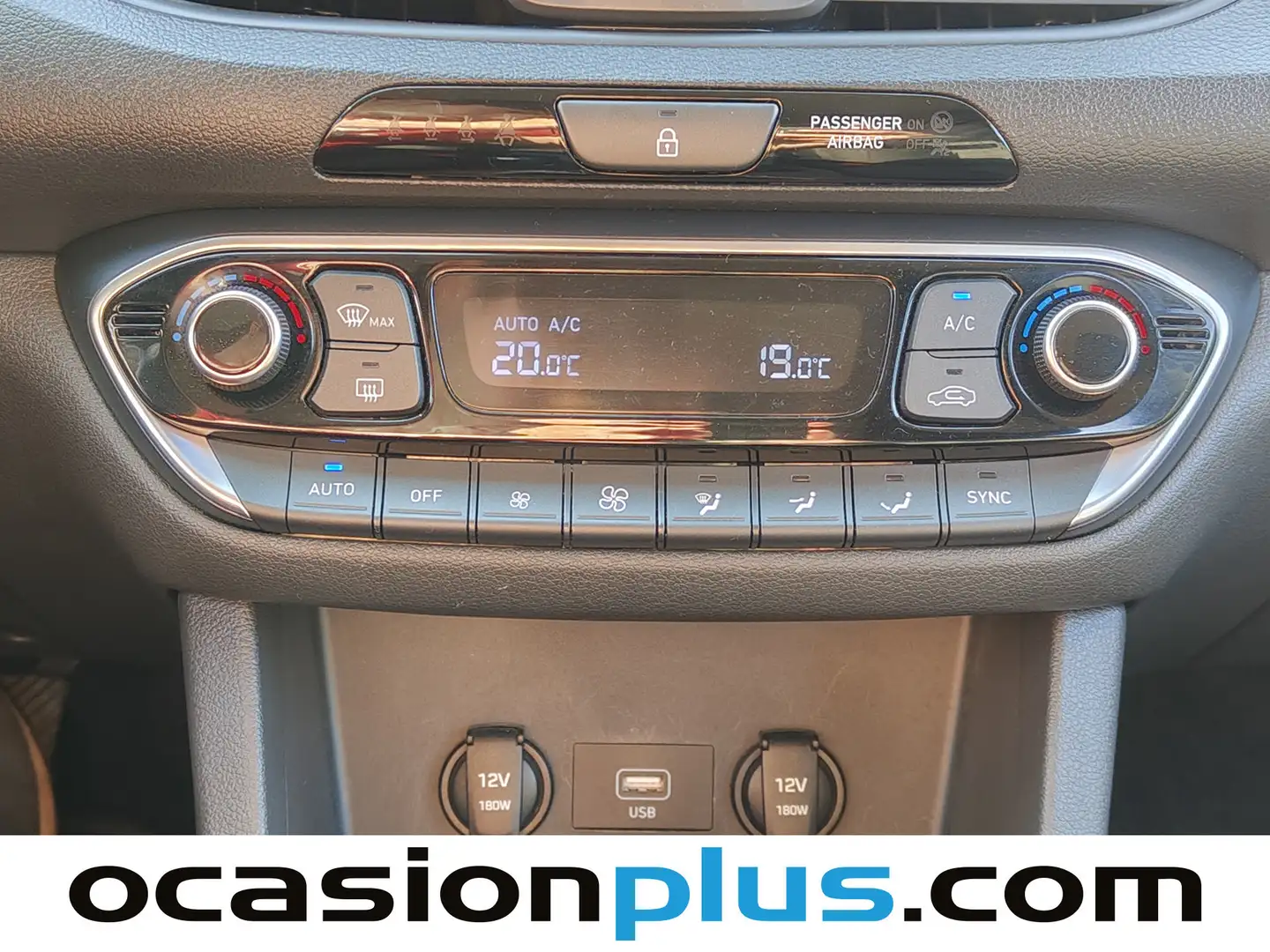 Foto Hyundai i30 Hyundai i30 CW 1.0 TGDI Klass (120 CV)