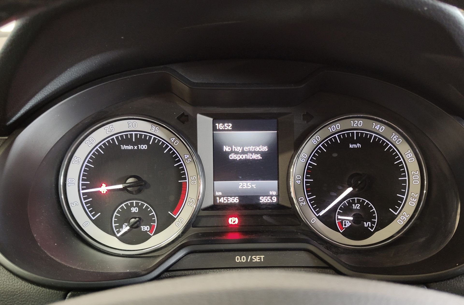Škoda Octavia 1.6 TDI Like - foto 20