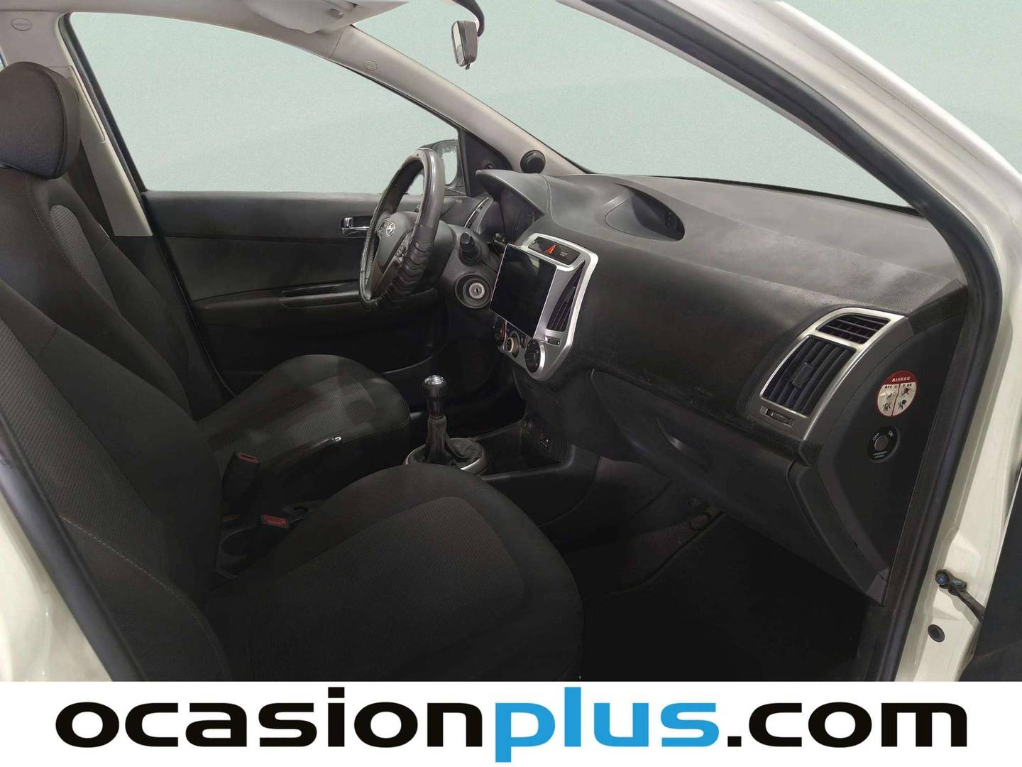 Hyundai i20 Hyundai i20 1.2 MPI SLE (85 CV) manual