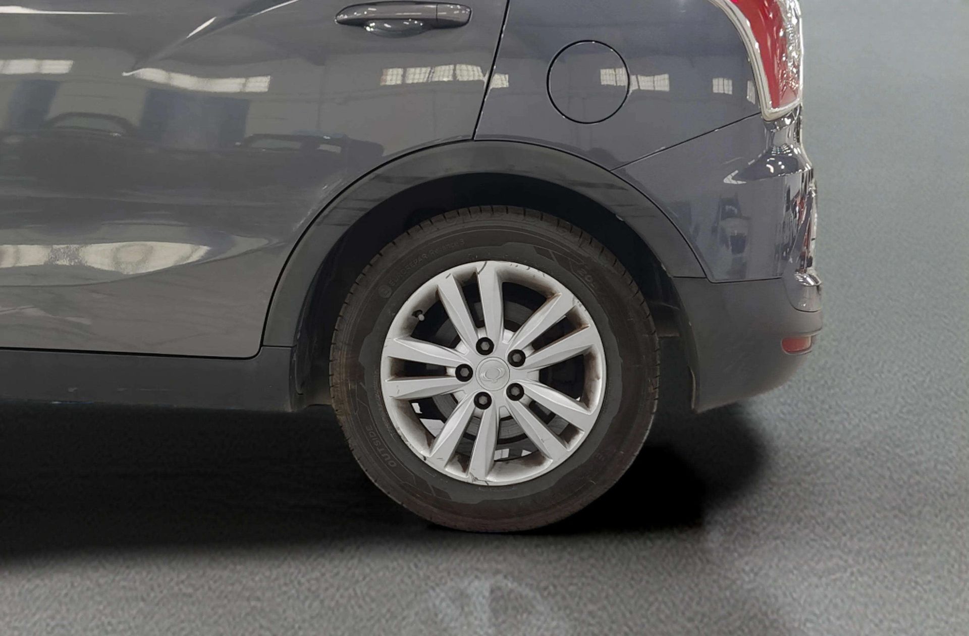 SsangYong Tivoli G16 GLP Premium 4x2 - foto 33