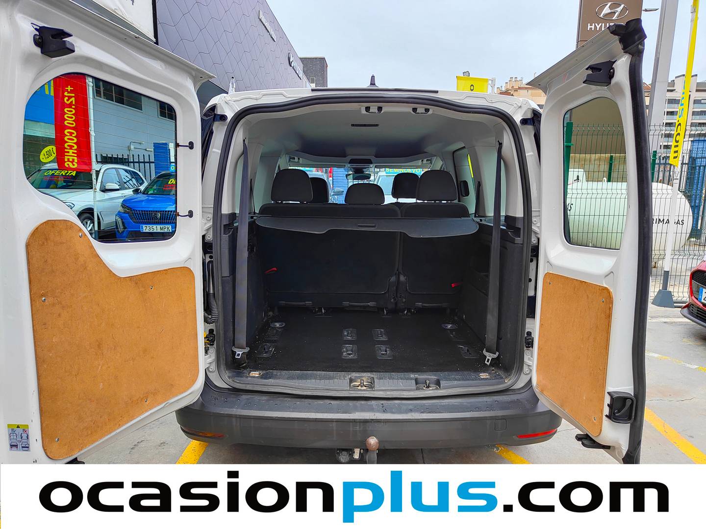 Foto Volkswagen Caddy Volkswagen Caddy Kombi Kombi 2.0 TDI 75 kW (102 CV)