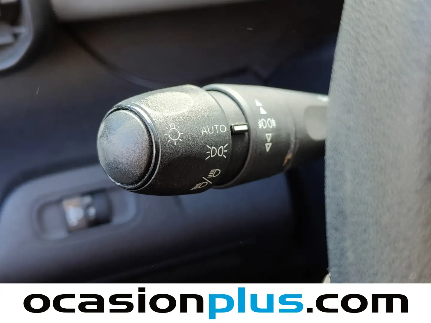 Foto Peugeot Rifter Peugeot Rifter BlueHDi 100 Active Standard Nav+ (100 CV)