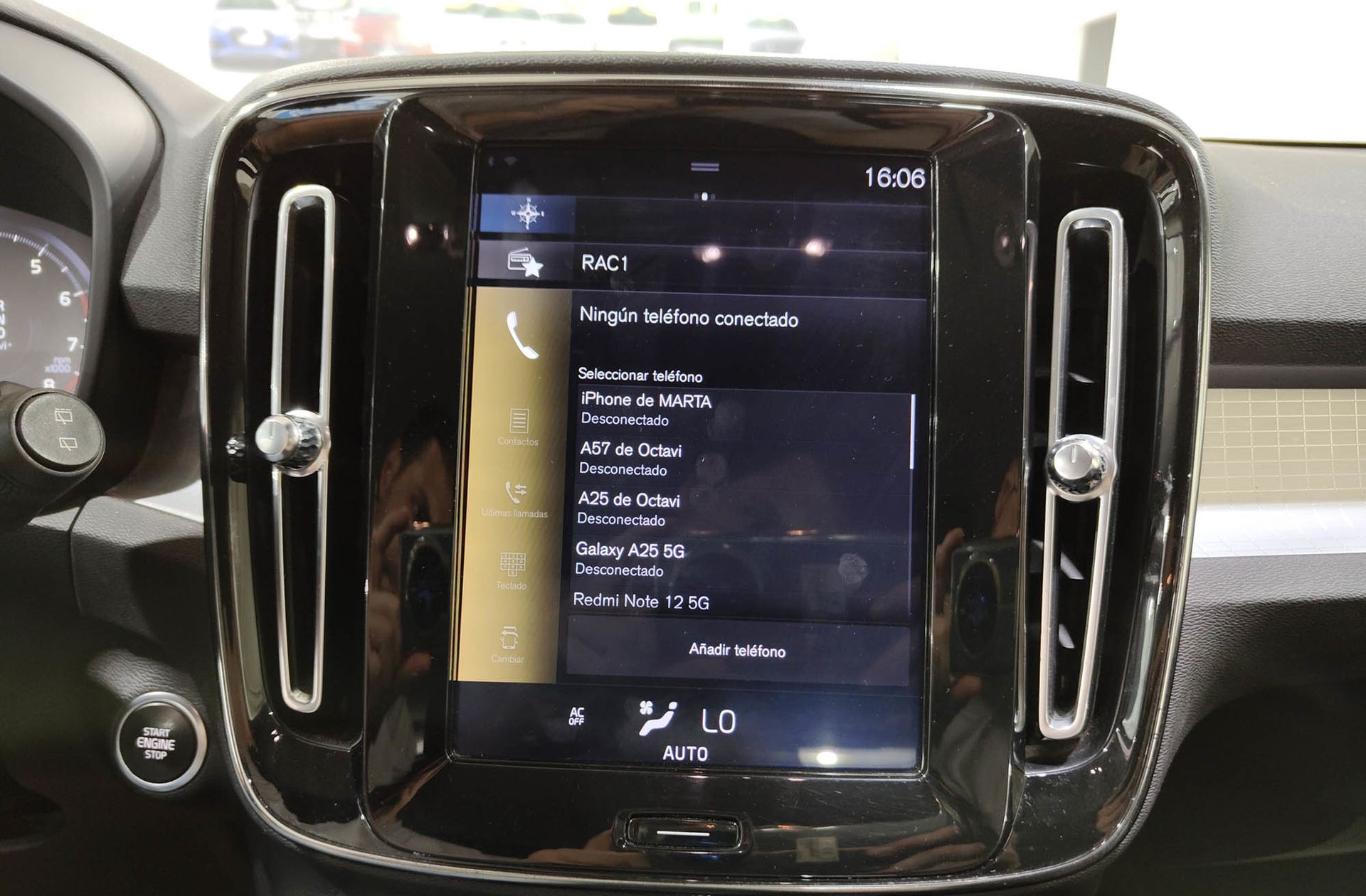 Volvo XC40 T4 Momentum - foto 34