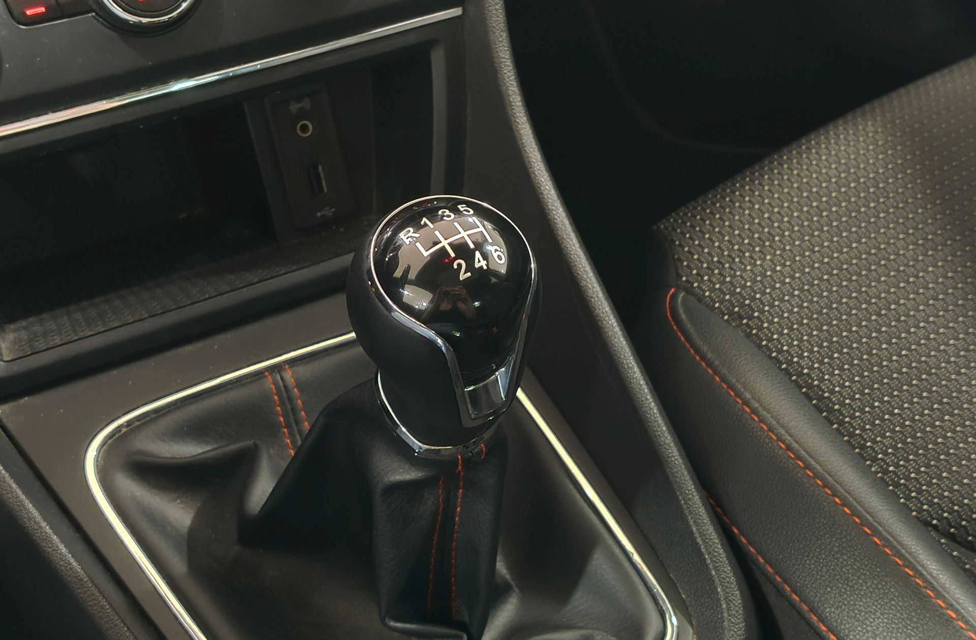SEAT León 2.0 TDI FR - foto 5