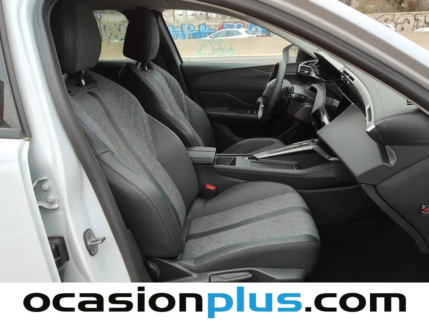 Foto Peugeot 408 Peugeot 408 Puretech 130 Allure EAT8 (130 CV)