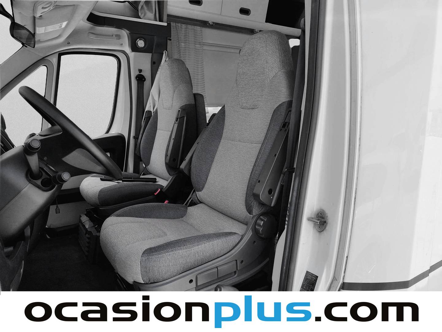 Foto asientos delanteros Fiat DUCATO Fiat DUCATO 2.3D A Series A 70  (150 CV)