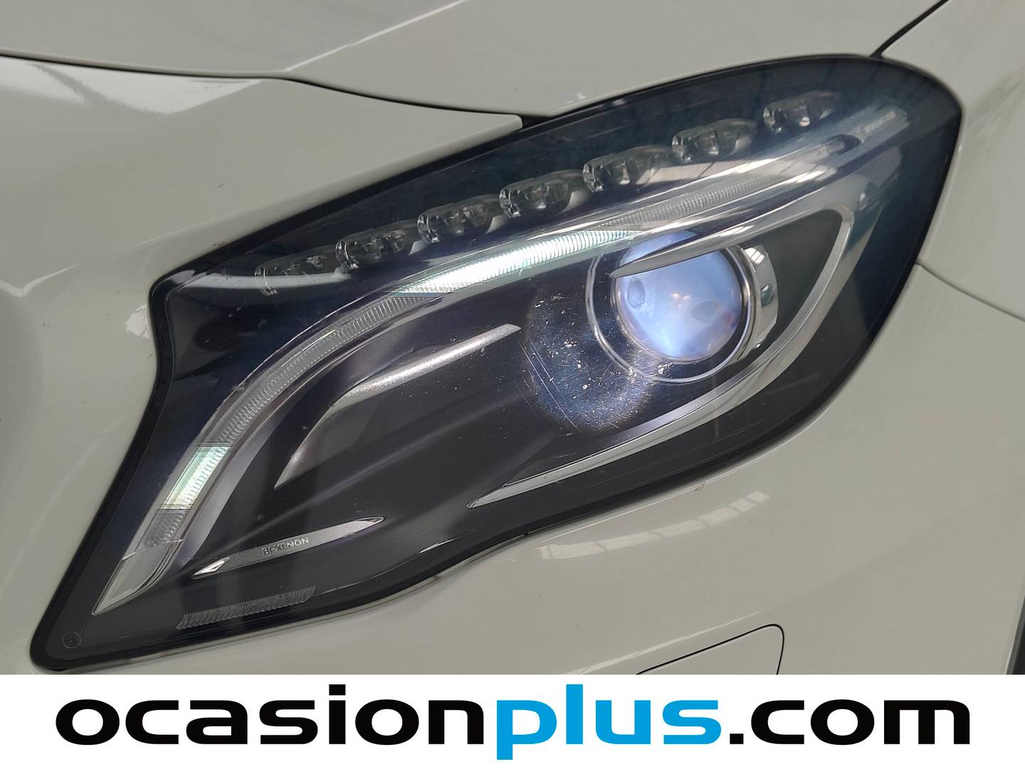 Equipamiento del Mercedes GLA Mercedes GLA 200 d AMG Line (136 CV)