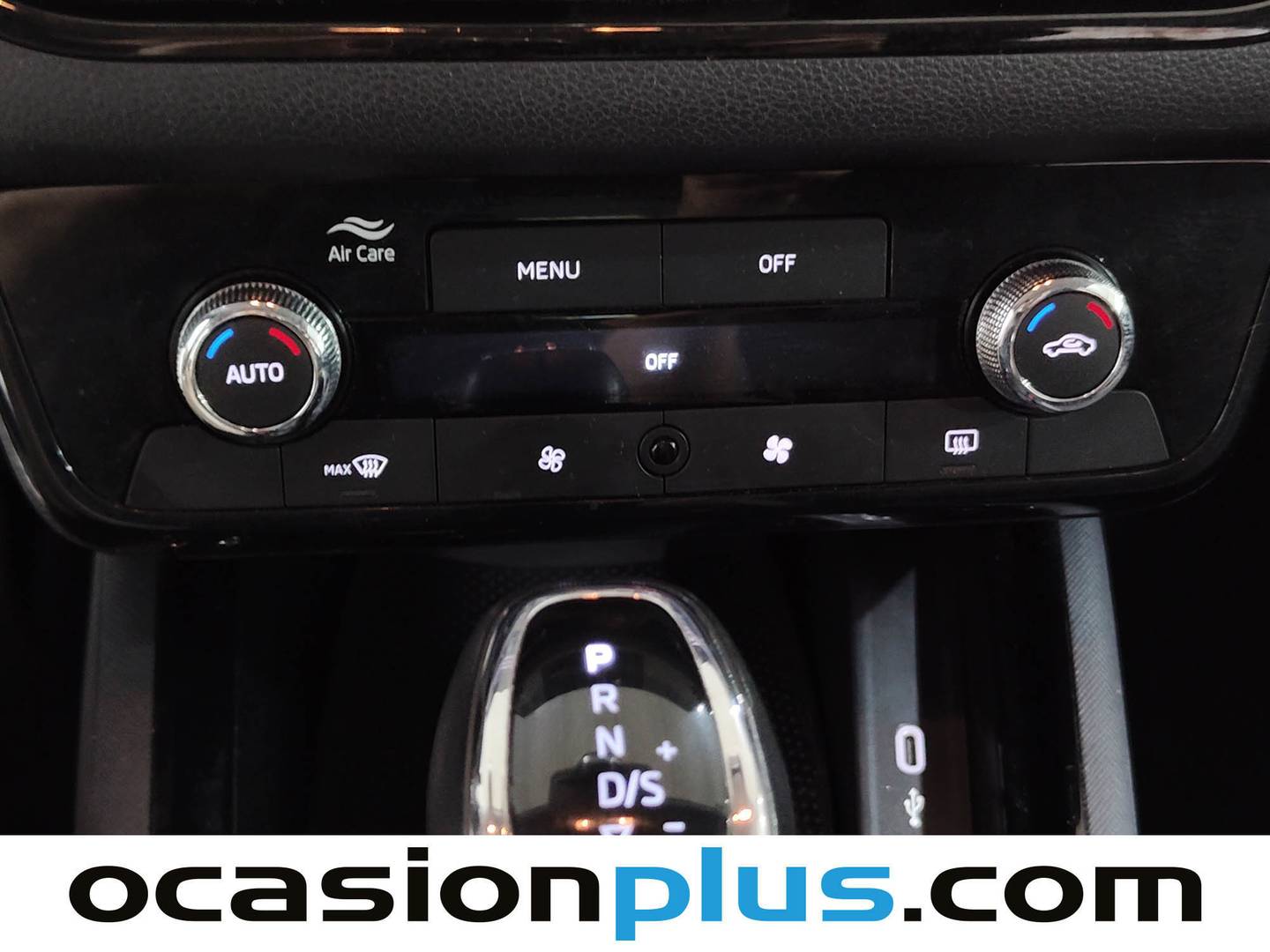 Skoda Kamiq Skoda Kamiq 1.0 TSI Selection DSG (115 CV) gasolina