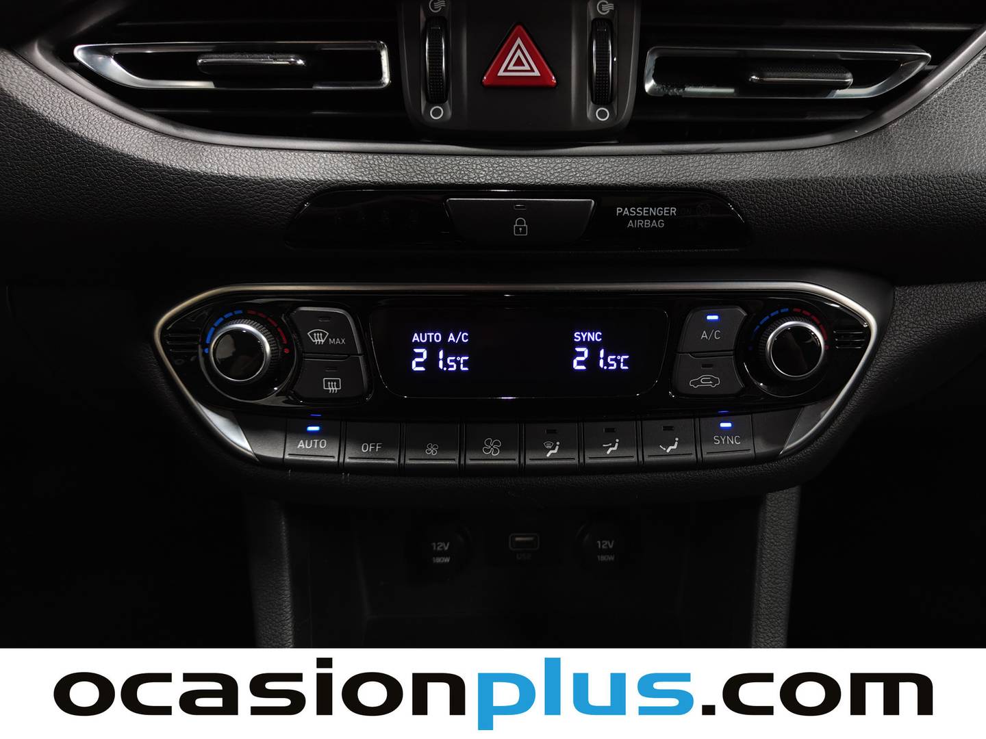 Extras del Hyundai i30 Fastback Hyundai i30 Fastback 1.0 TGDI Klass Fastback LRR