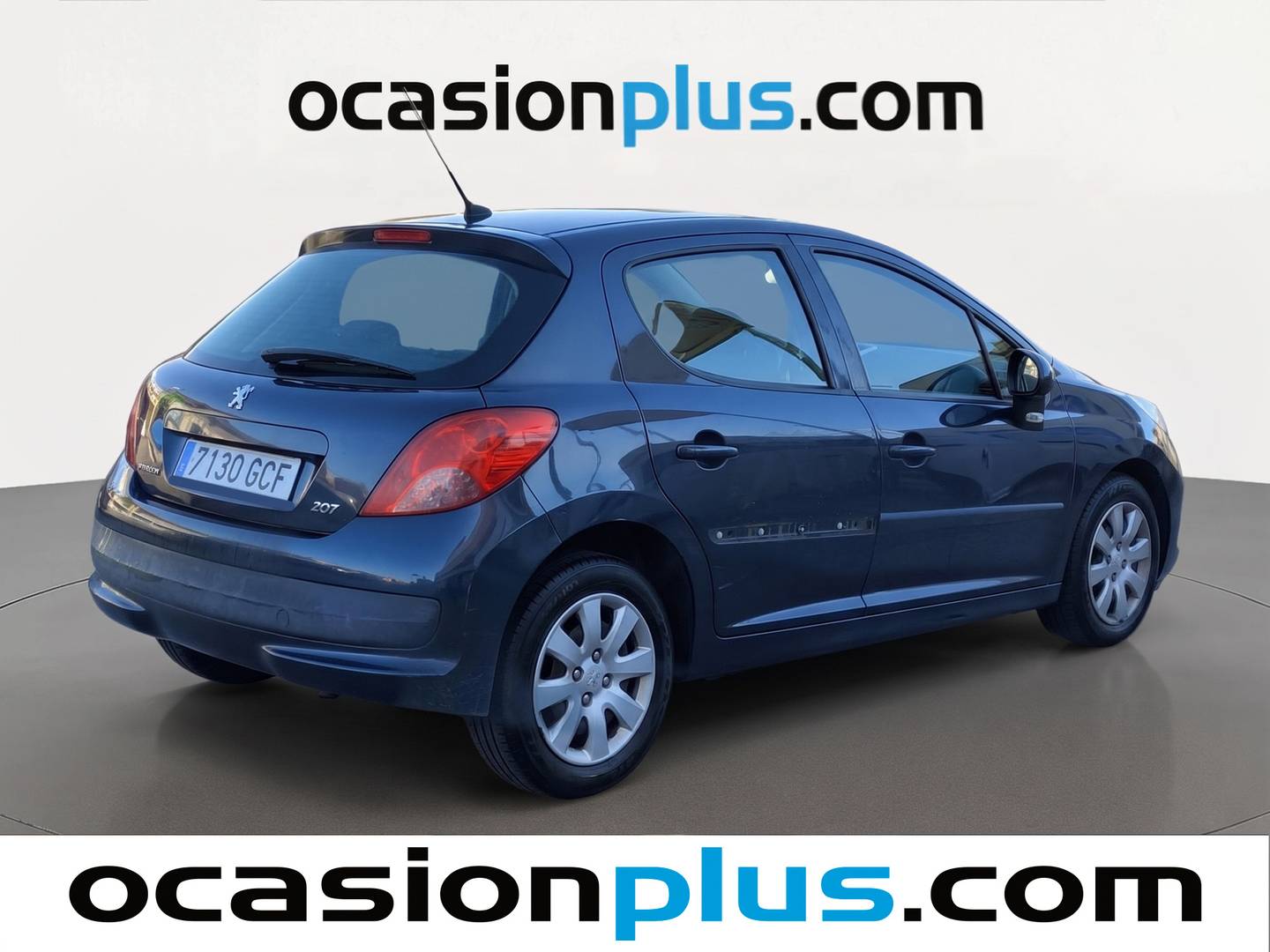 Foto trasera Peugeot 207 Peugeot 207 1.4 VTi 16v Confort (95 CV) derecha