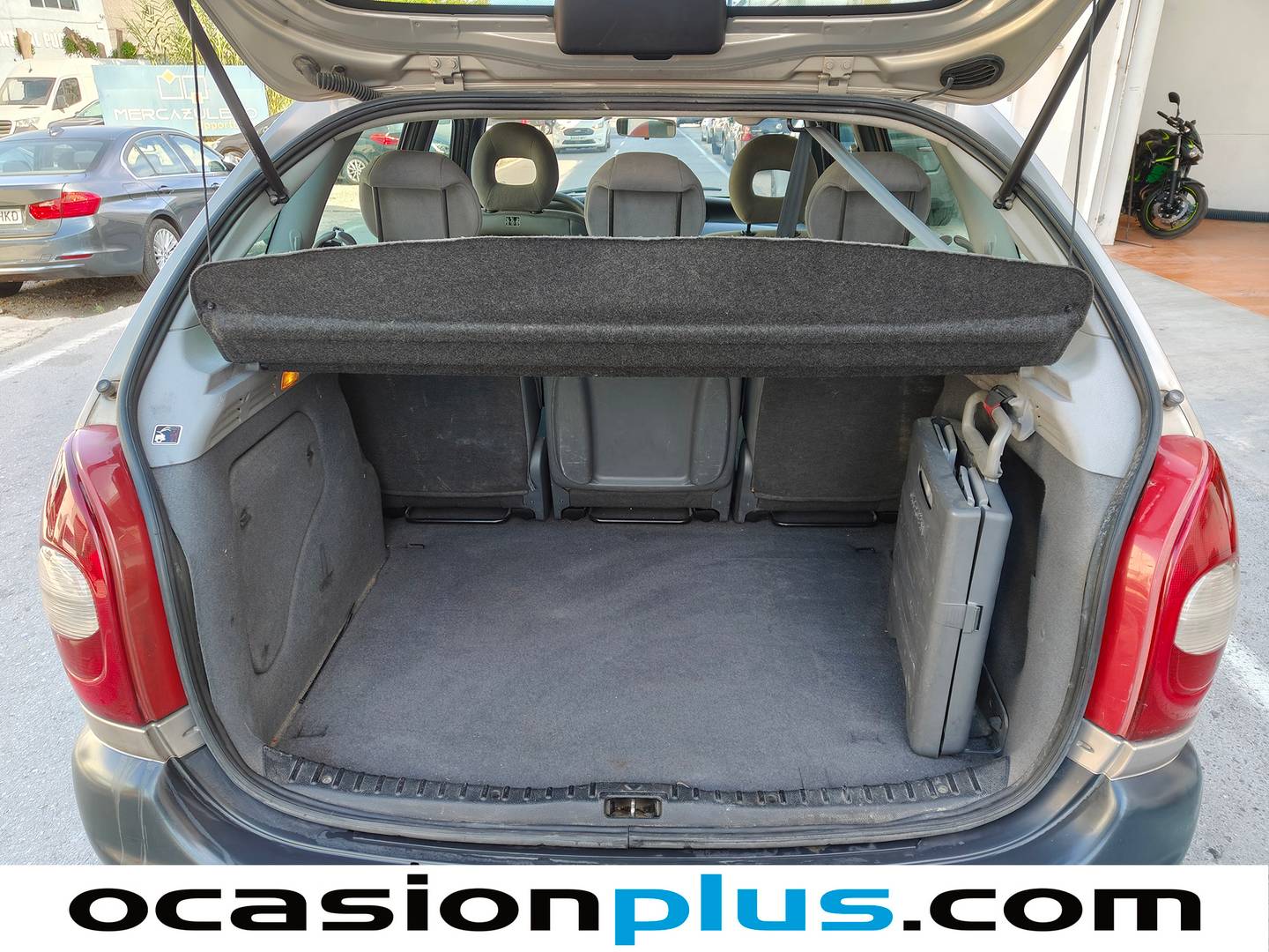 Fotos maletero Citroën Xsara Picasso Citroën Xsara Picasso 2.0 HDi Vivace (90 CV)