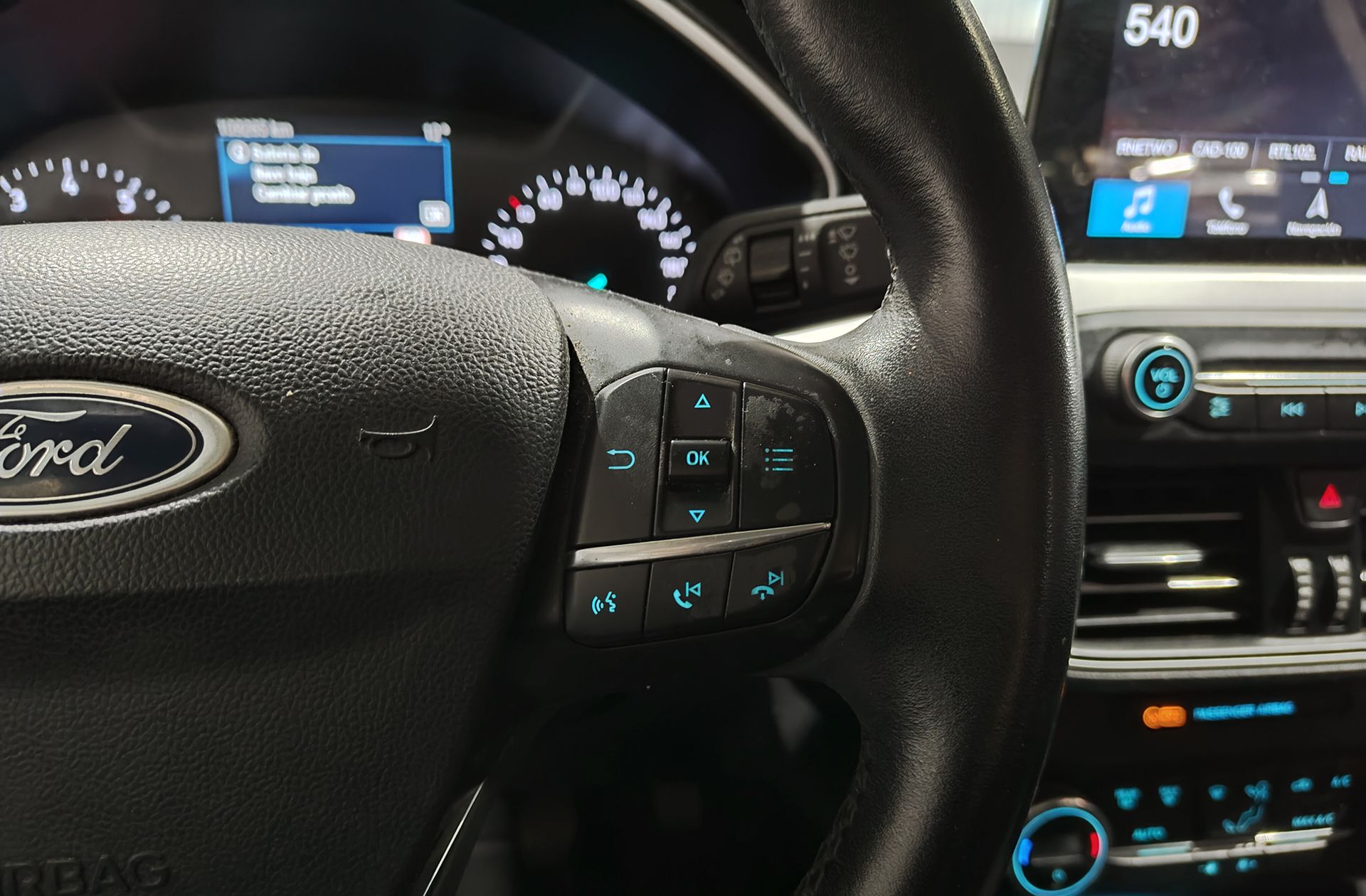 Ford Focus 1.0 EcoBoost Trend+ - foto 25