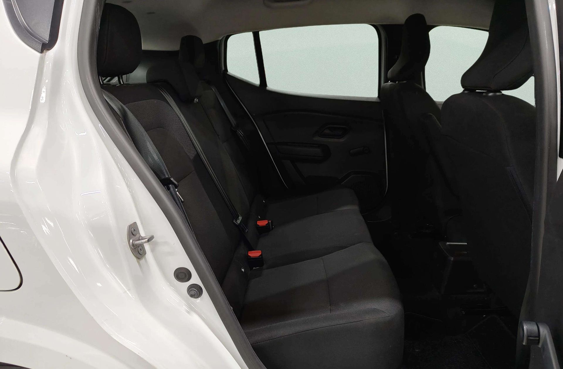 Dacia Sandero Essential TCe - foto 16
