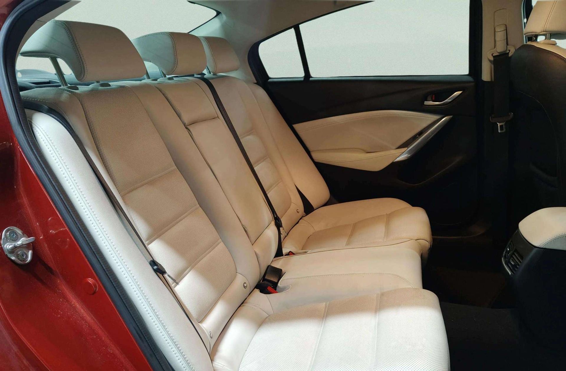 Mazda Mazda6 2.2 DE Luxury - foto 20