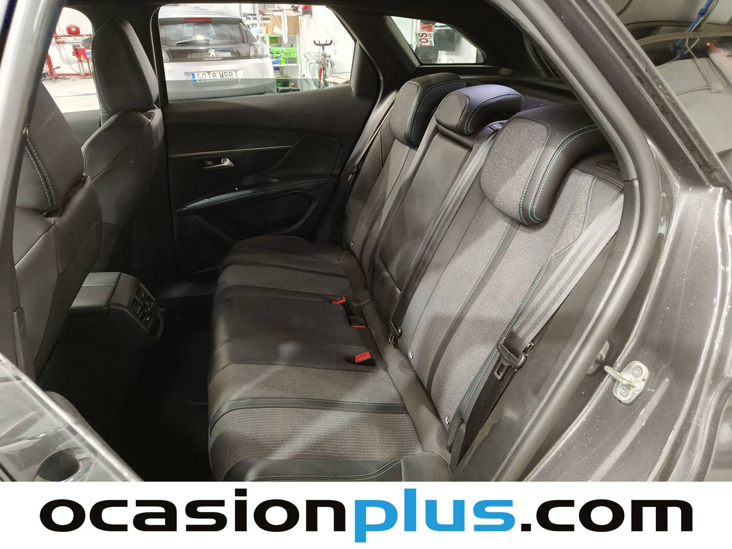 Foto asientos traseros Peugeot 3008 Hybrid Peugeot 3008 Allure Pack eDCS6 (136 CV)