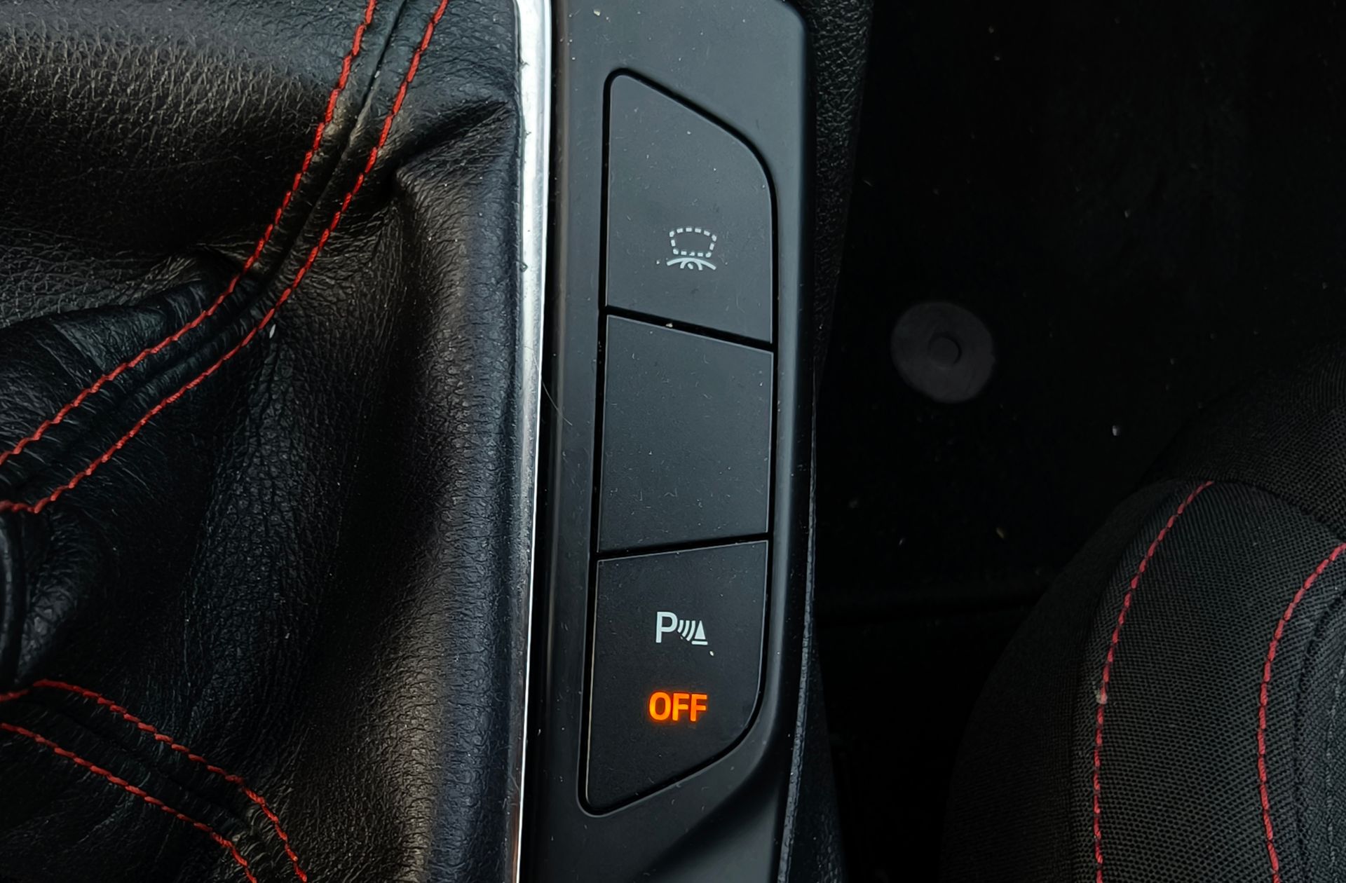 Ford Focus 1.0 EcoBoost ST-Line - foto 11