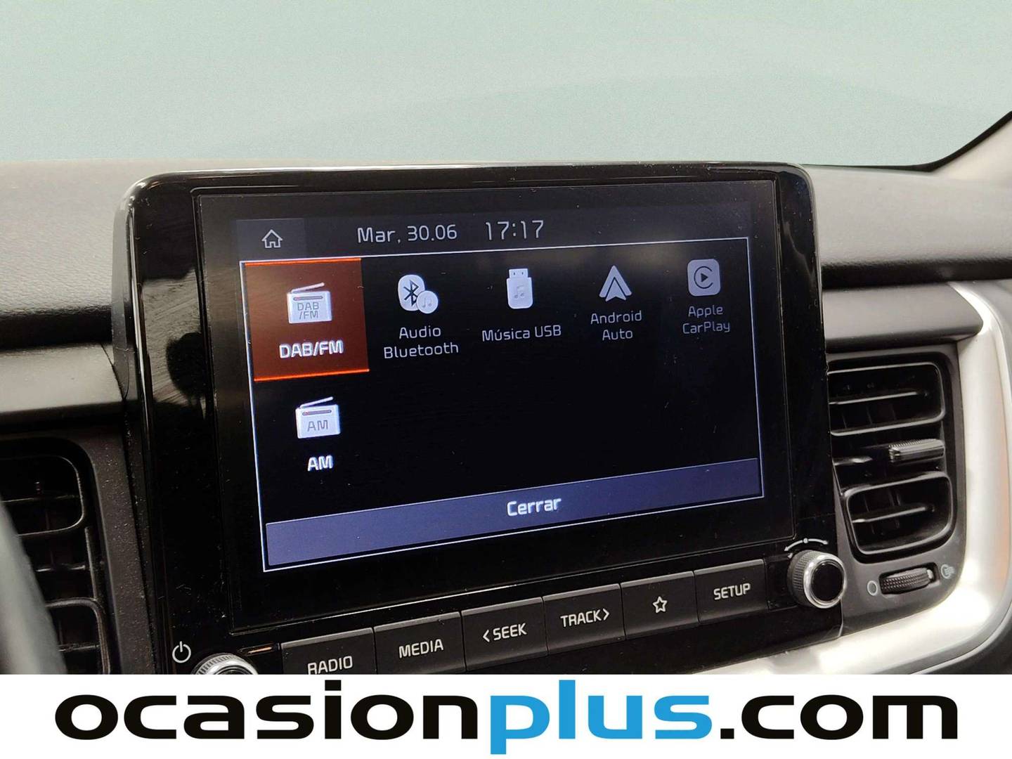 Extras y acabados del KIA Stonic KIA Stonic 1.2 DPi Concept Plus (84 CV)