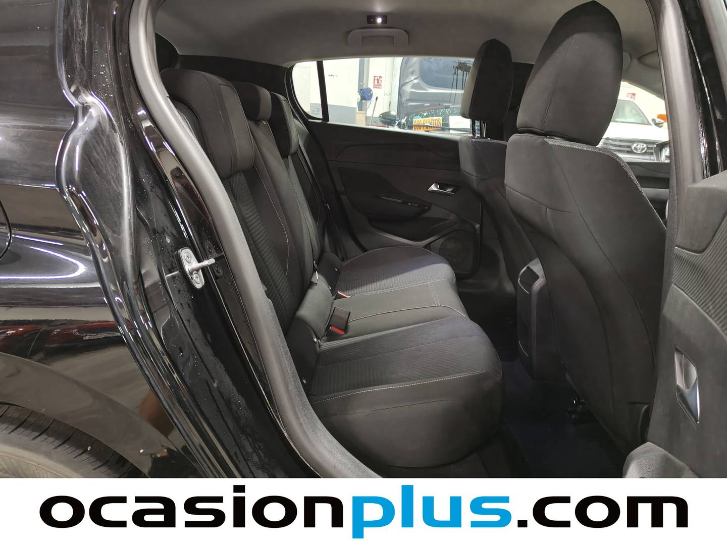 Peugeot 308 Peugeot 308 PureTech 130 S&S Active Pack EAT8 (130 CV) automático