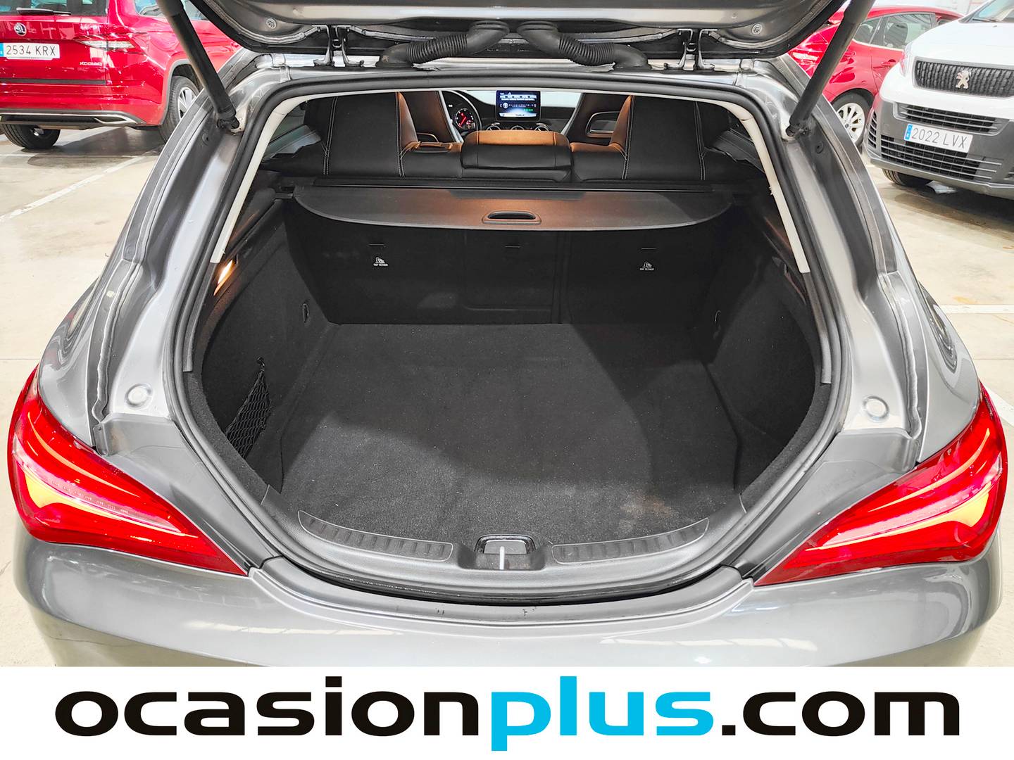 Fotos maletero Mercedes CLA Mercedes CLA Shooting Brake 200 d (136 CV) PACK AMG