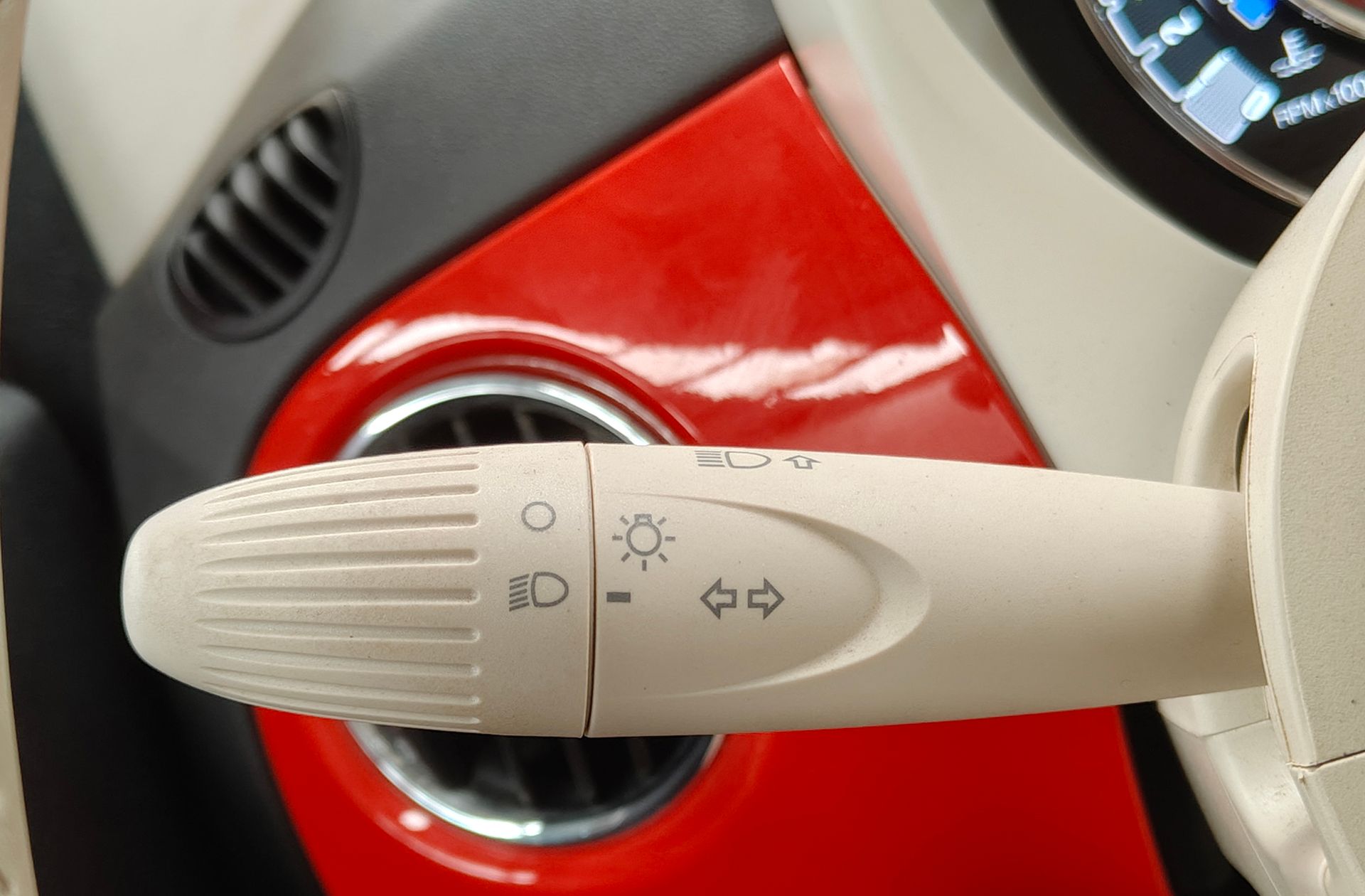 Fiat 500 1.0 Hybrid Dolcevita - foto 24
