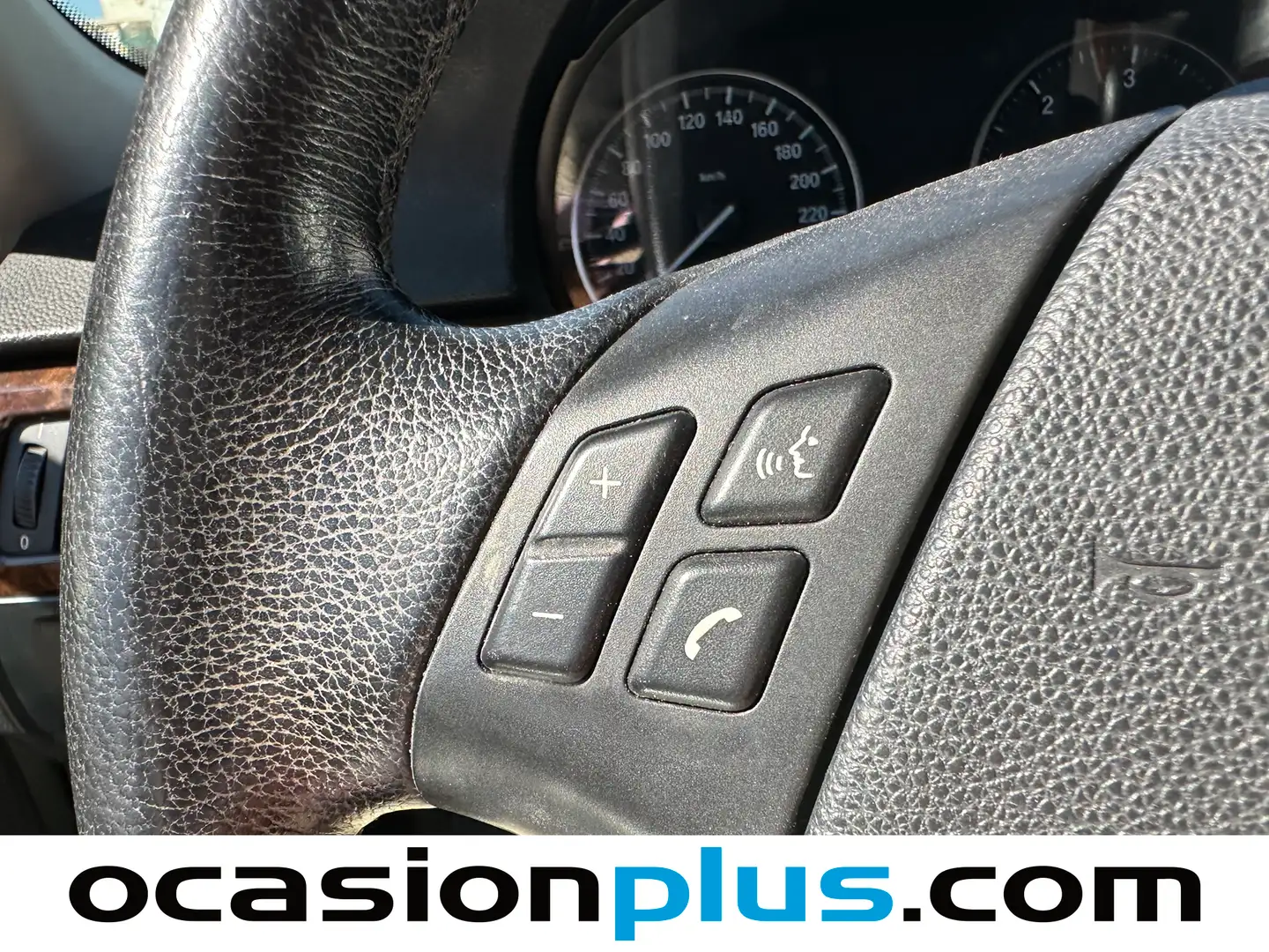 Foto BMW Serie 3 BMW Serie 3 318d Touring  (143 CV)