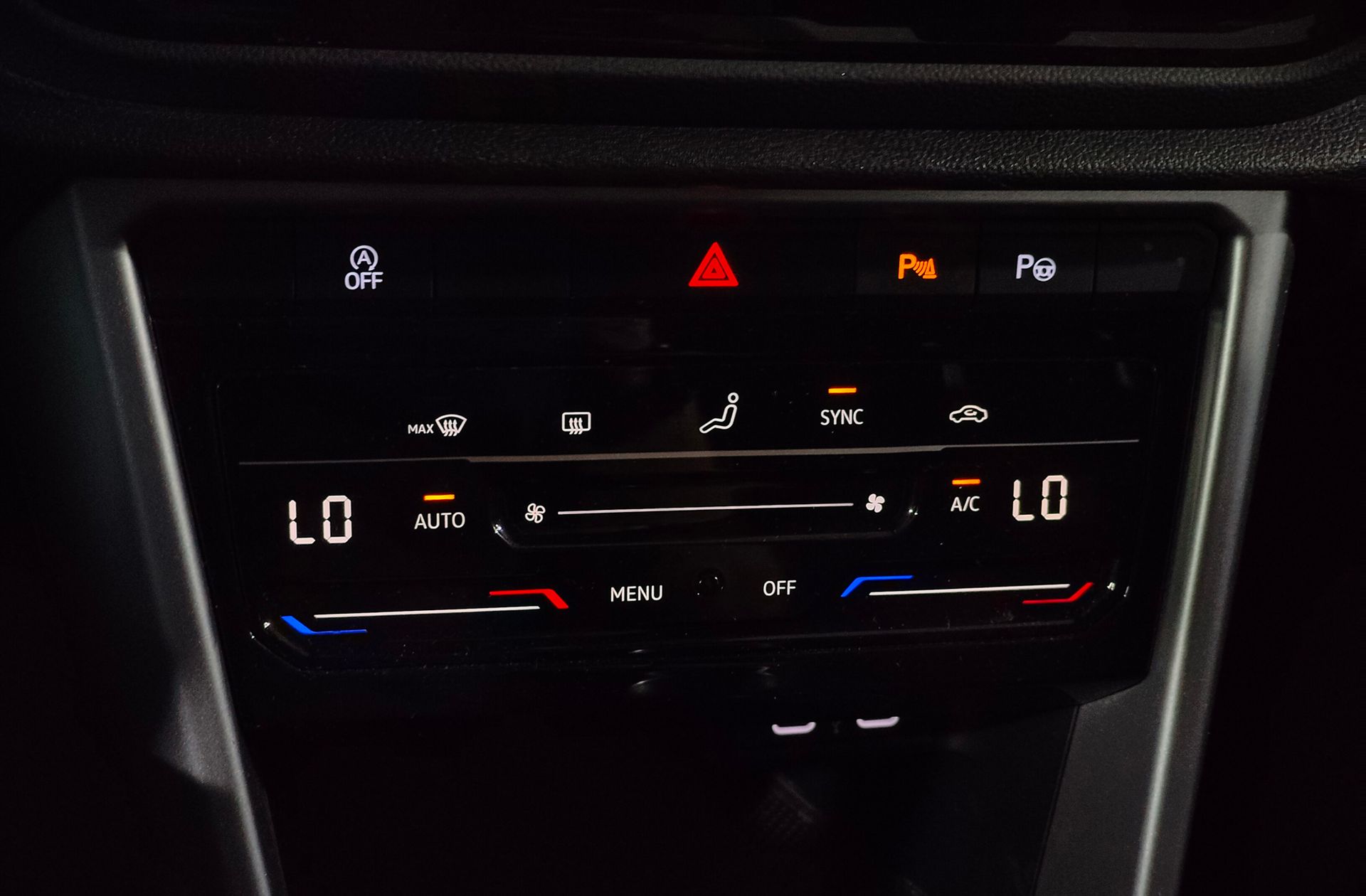 Volkswagen T-Roc Life 1.0 TSI - foto 30