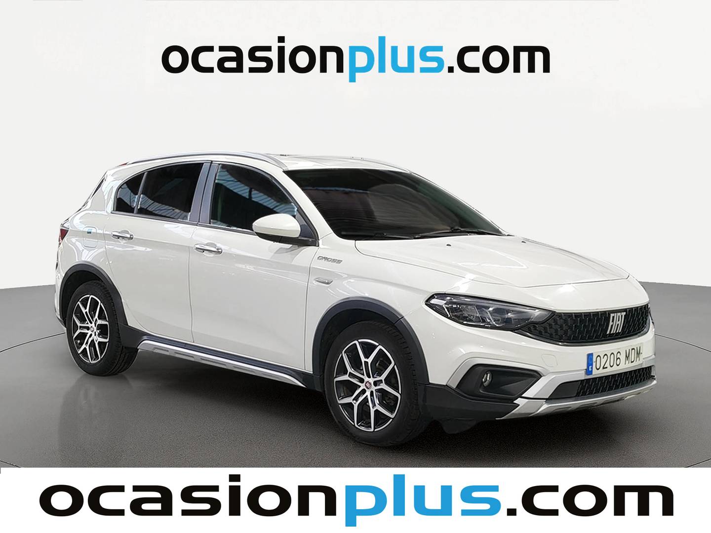Foto delantera Fiat Tipo Fiat Tipo 1.5 Hybrid Cross DCT (130 CV) derecha