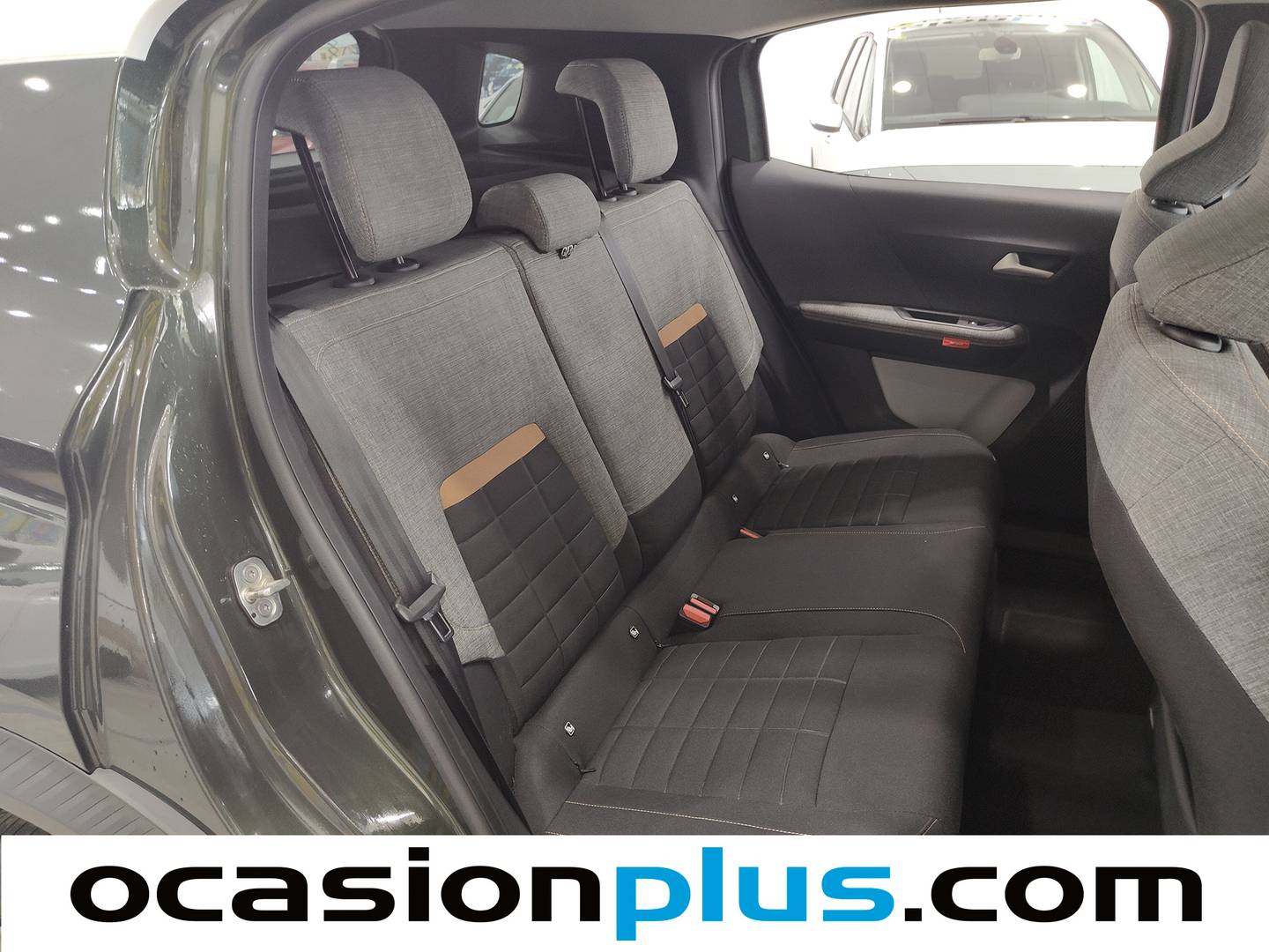 Citroën C3 Aircross Citroën C3 Aircross Hybrid 145 Plus e-DCS6 (145 CV) al mejor precio