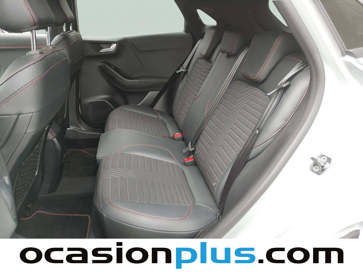 Foto asientos traseros Ford Puma Ford Puma 1.0 EcoBoost MHEV ST-Line X (125 CV)