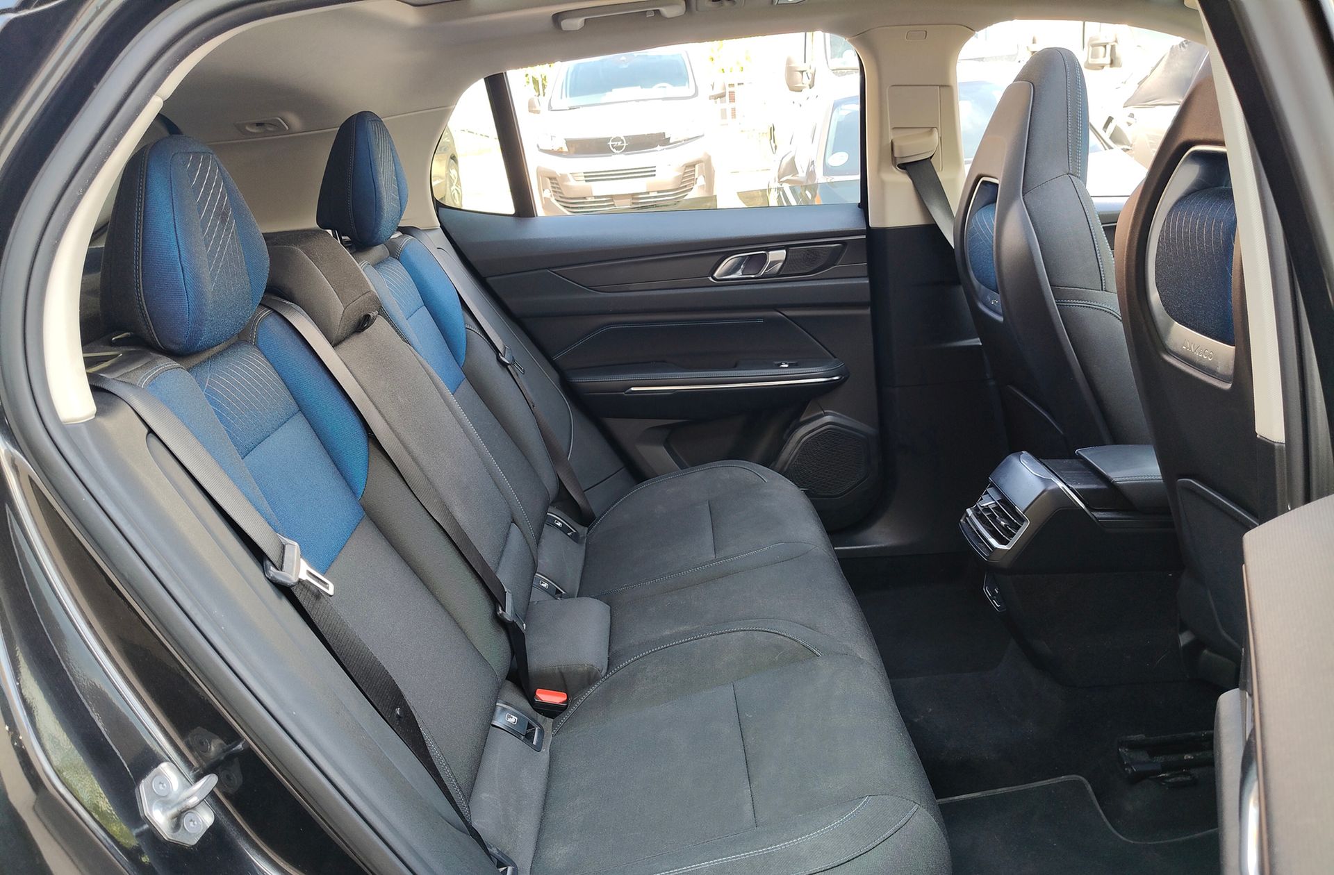 Lynk & Co 01 1.5 PHEV - foto 20