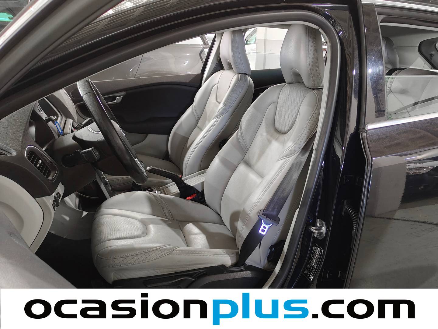 Foto asientos delanteros Volvo V40 Volvo V40 D3 Momentum (150 CV)