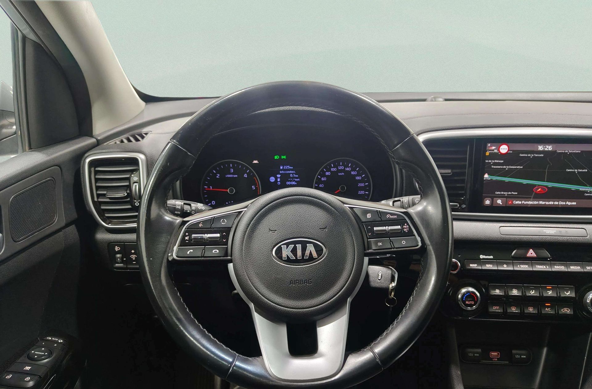 Kia Sportage 1.6 MHEV Black Edition - foto 26