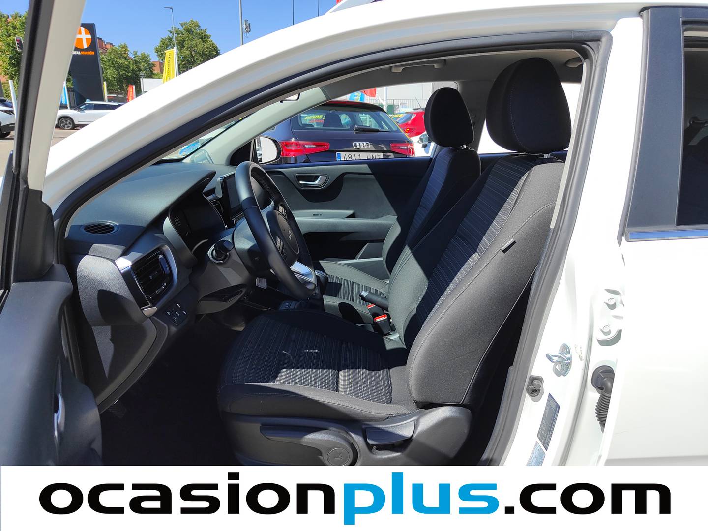 Foto asientos delanteros KIA Stonic KIA Stonic 1.0 T-GDi MHEV Drive (100 CV)