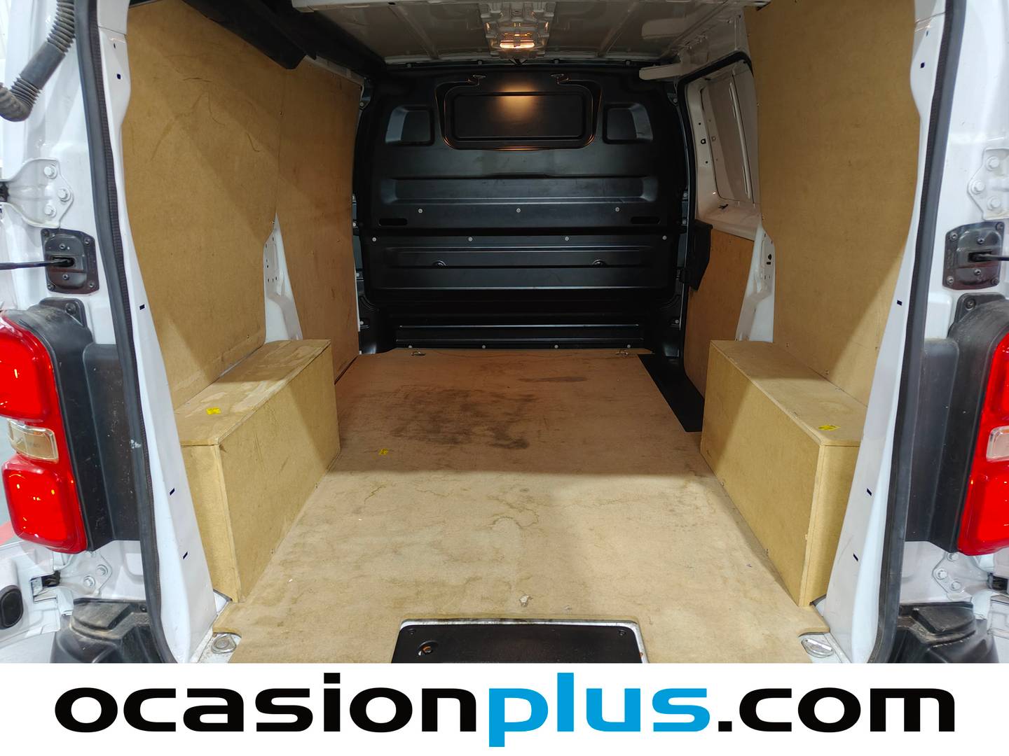 Fotos maletero Fiat Scudo Fiat Scudo Furgon 1.5 Bluehdi L2 (120 CV)