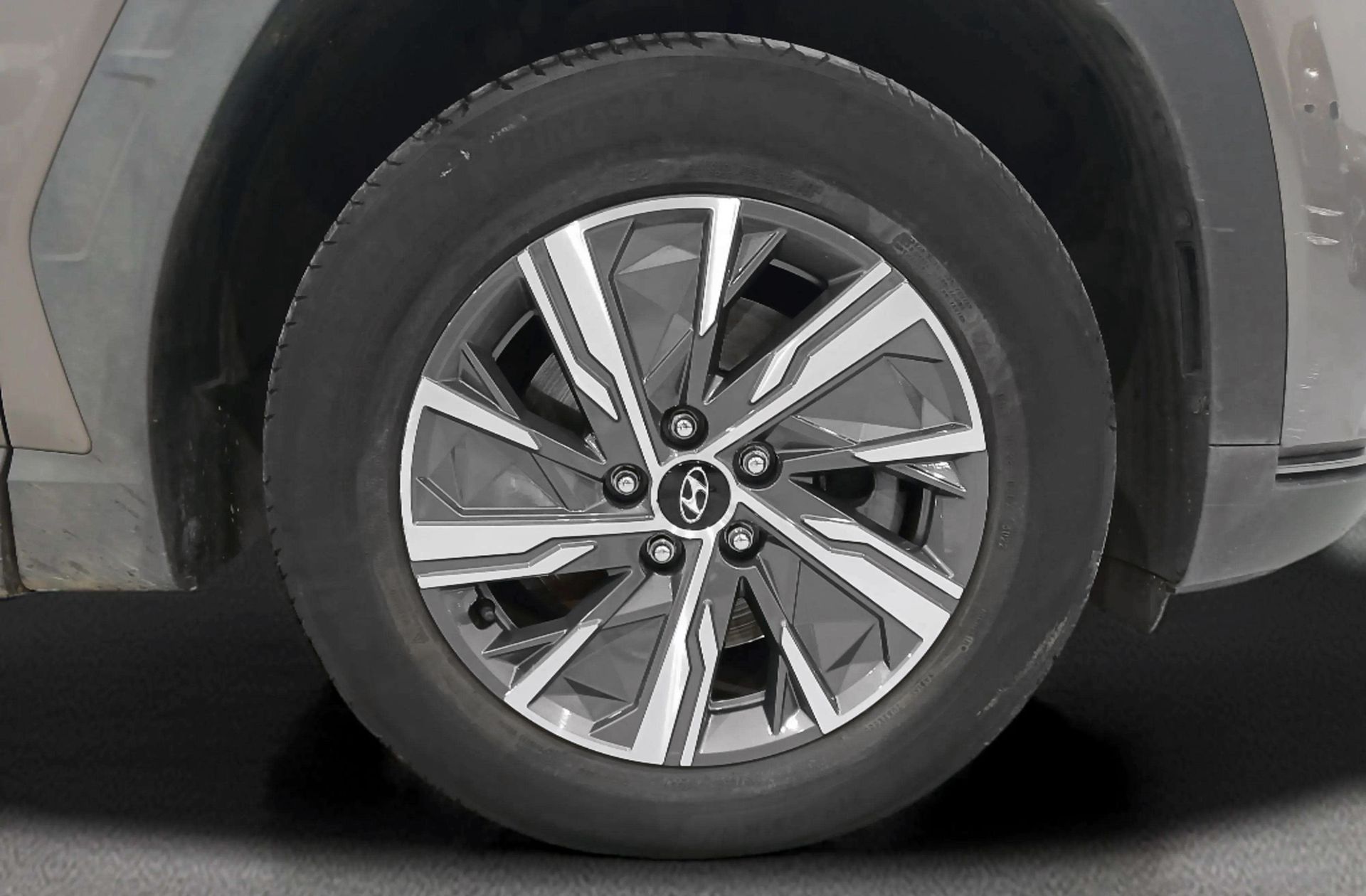 Hyundai Tucson 1.6 CRDi Maxx - foto 33