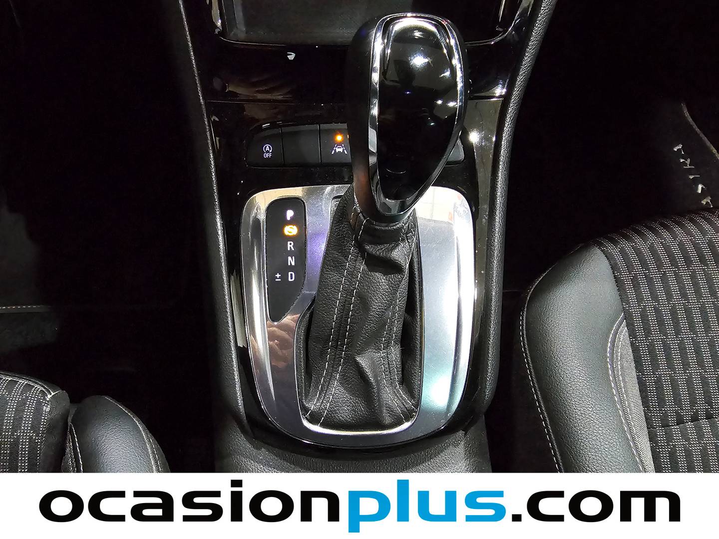 Foto Opel Astra Opel Astra Sports Tourer 1.4T SHT S/S Business Elegance CVT (145 CV)