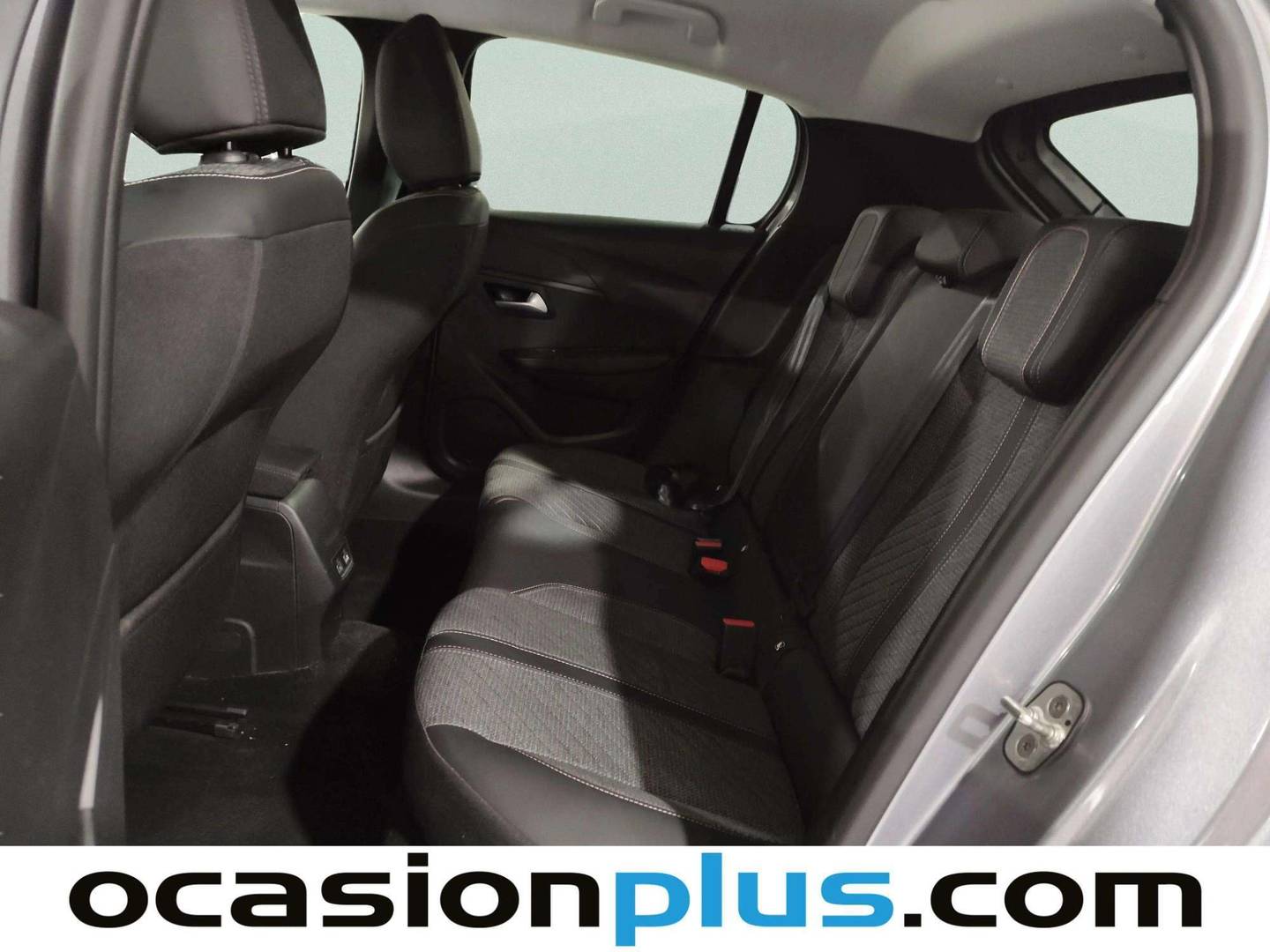 Foto asientos traseros Peugeot 208 Peugeot 208 PureTech 100 Allure (100 CV)