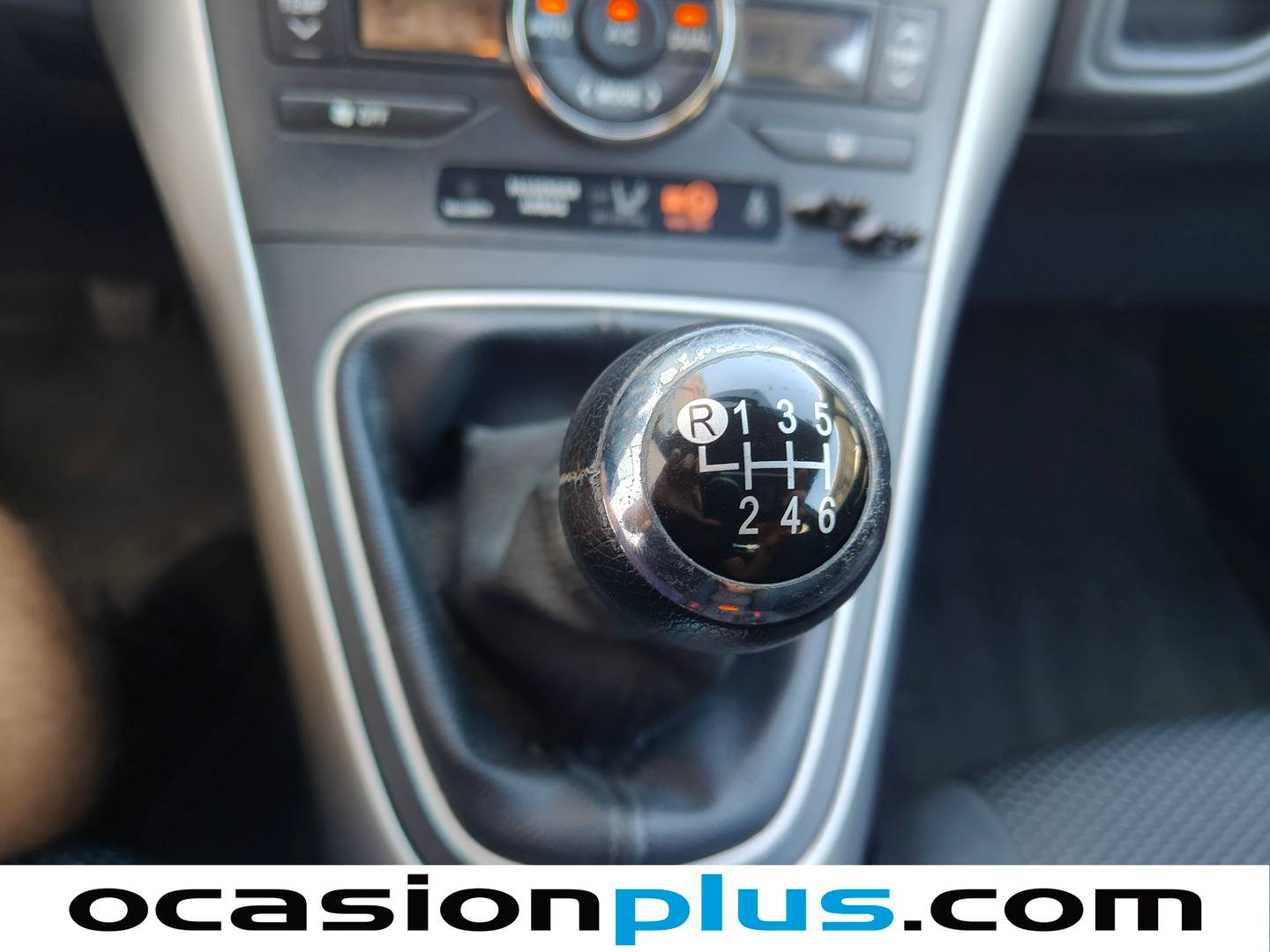 Toyota Auris Toyota Auris 1.6 VVT-i Active (132 CV) de segunda mano