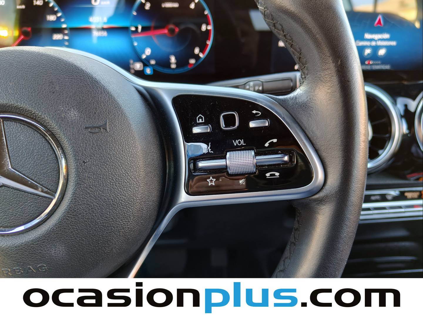 Foto Mercedes GLB Mercedes-Benz GLB 220 D 4Matic (190 CV)