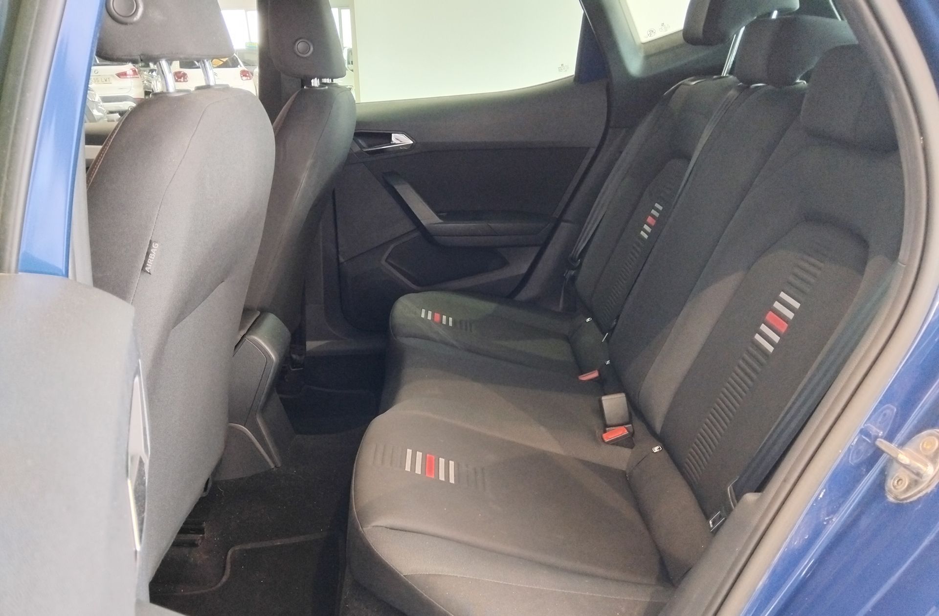 SEAT Arona 1.0 TGI GNC FR - foto 11