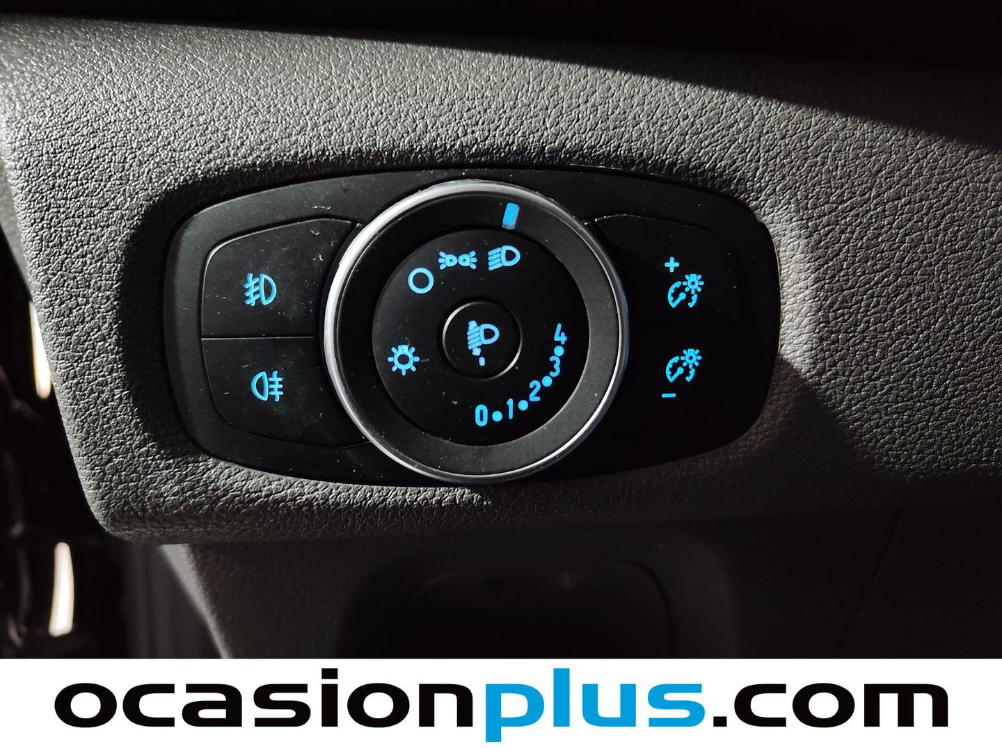 Foto Ford Transit Custom Ford Transit Custom Kombi 2.0 TDCI 320 L1 Trend  (130 CV) 9 Plazas