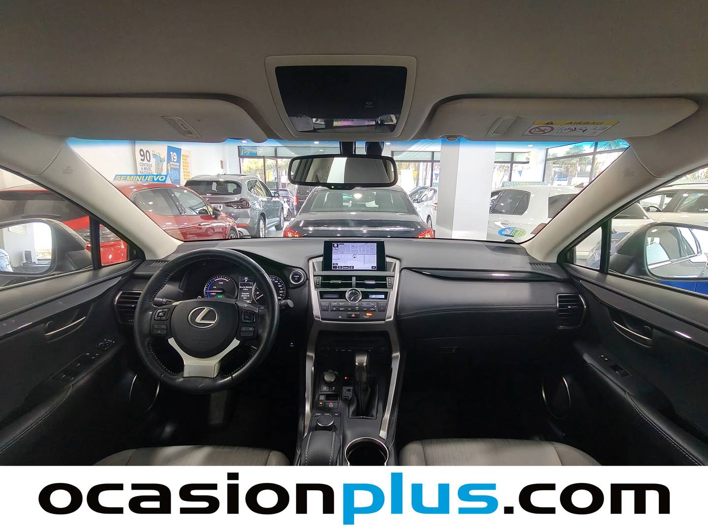 Lexus NX Lexus NX 300h Corporate 2WD + Navibox (197 CV) de ocasión