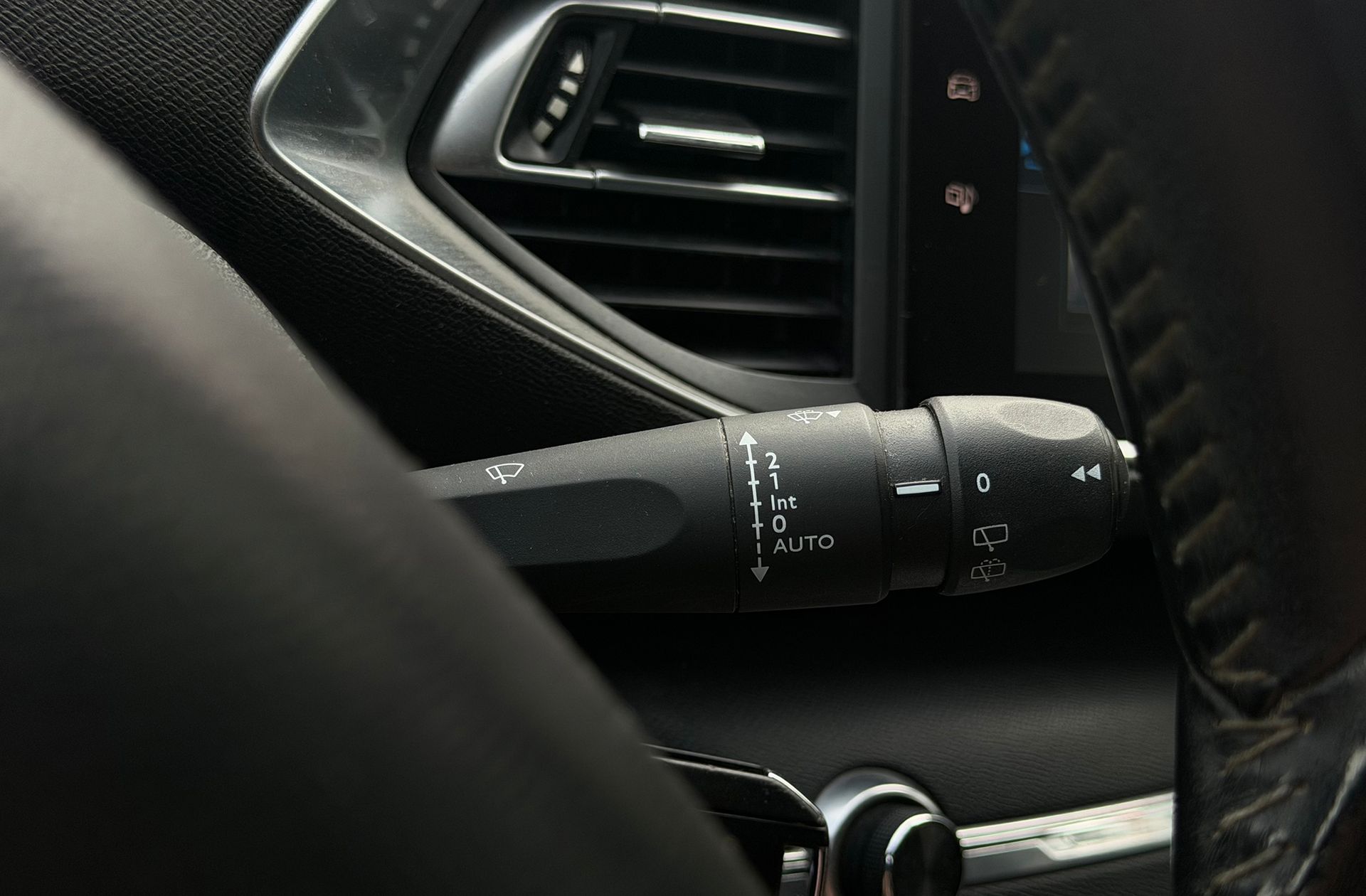 Peugeot 308 BlueHDi 120 Style - foto 24