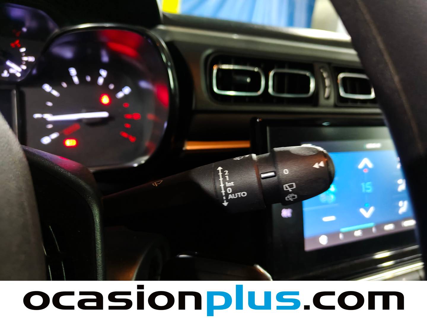 Equipamiento del Citroën C3 Citroën C3 PureTech 82 C-Series (83 CV)