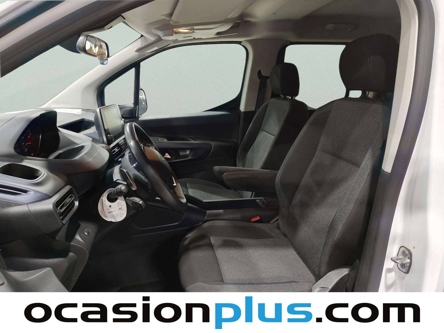 Foto Peugeot Rifter Peugeot Rifter PureTech 130 Allure Pack Standard EAT8 (130 CV)